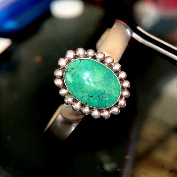 Sterling Silver Green Turquoise Flower Shaped Cuff - Picture 8 of 11